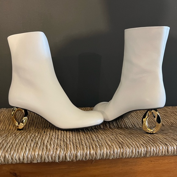 JW Anderson Chain Heeled Leather Boots - Picture 3 of 7
